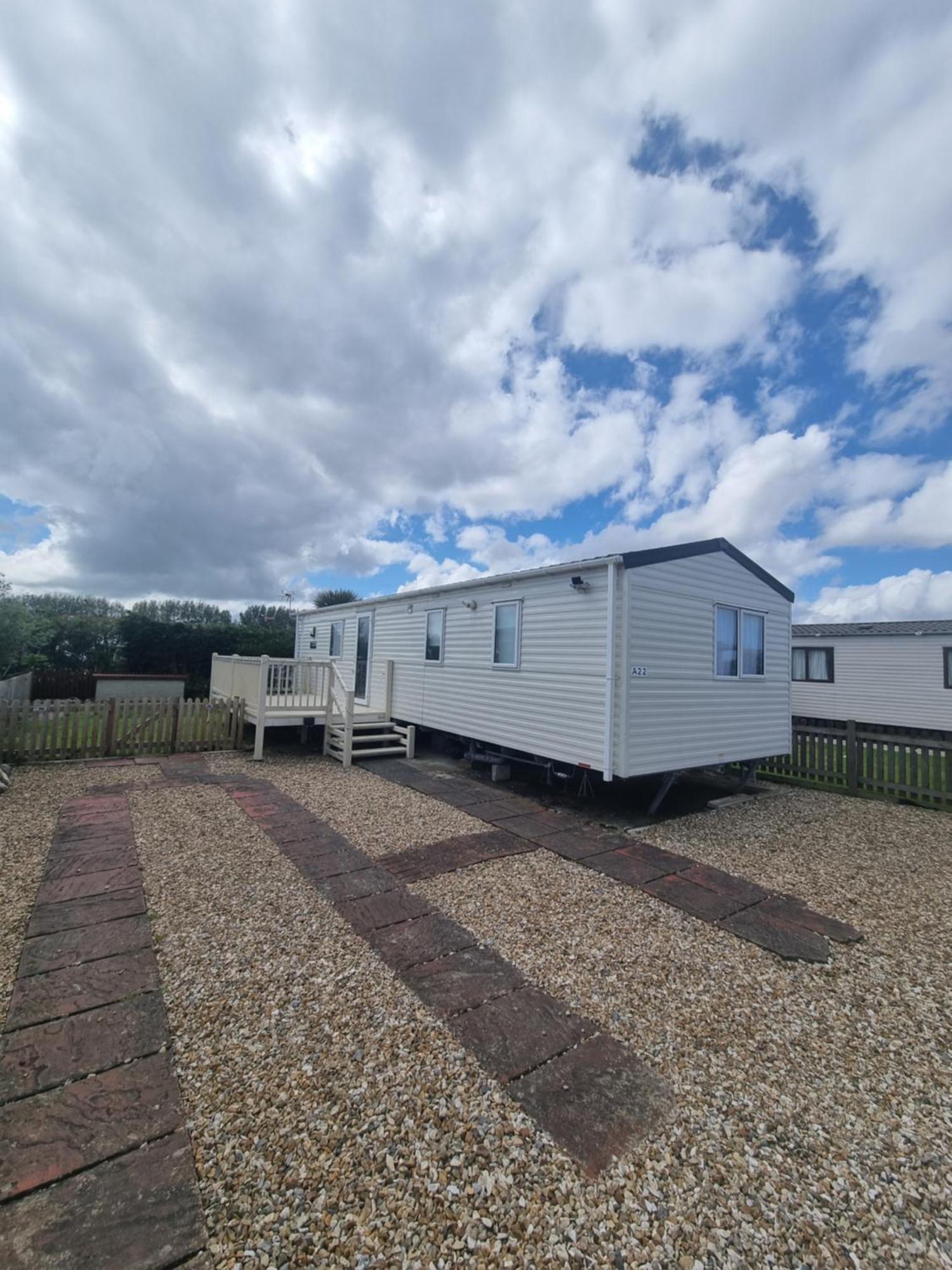 A22 Unity Beach Holiday Resort Unity Brean Sleeps 8 People 3 Bedrooms 1 Pet Stays Free Berrow Exterior foto